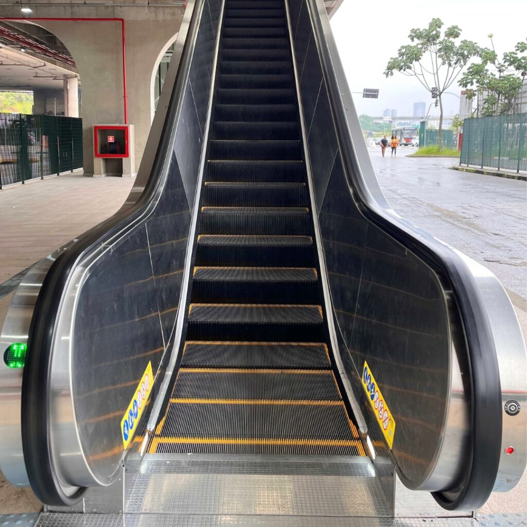 Escada Rolante Bass Tech